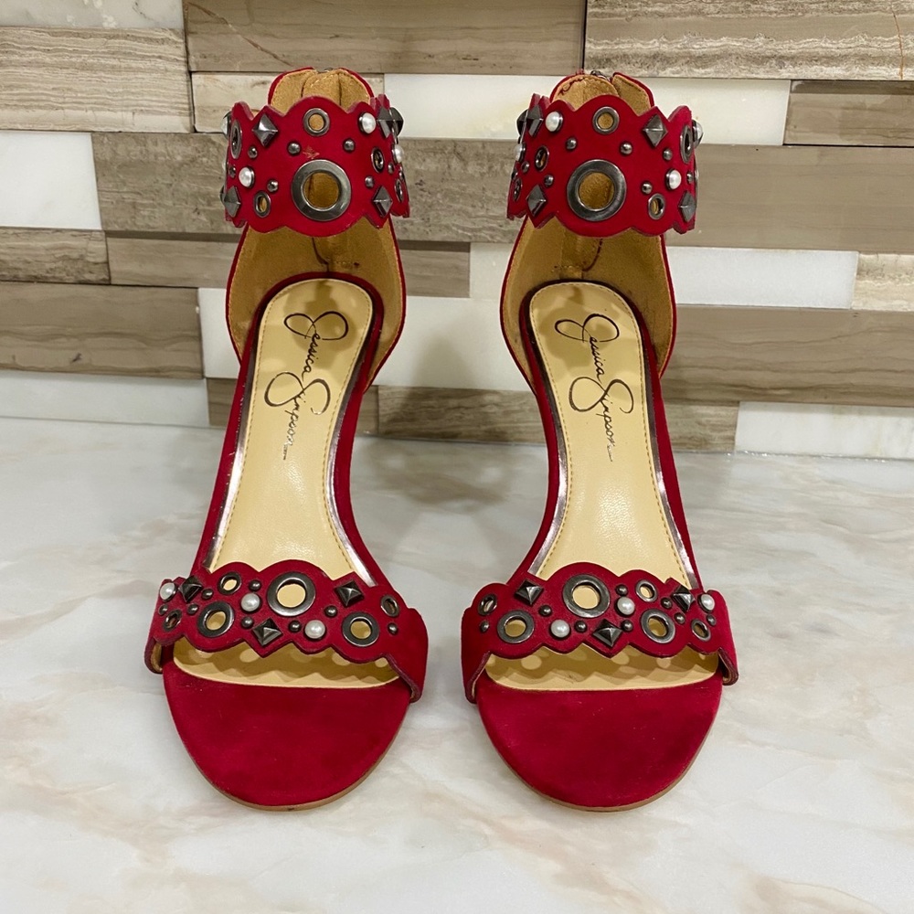 Jessica Simpsons Women Heels (8M)